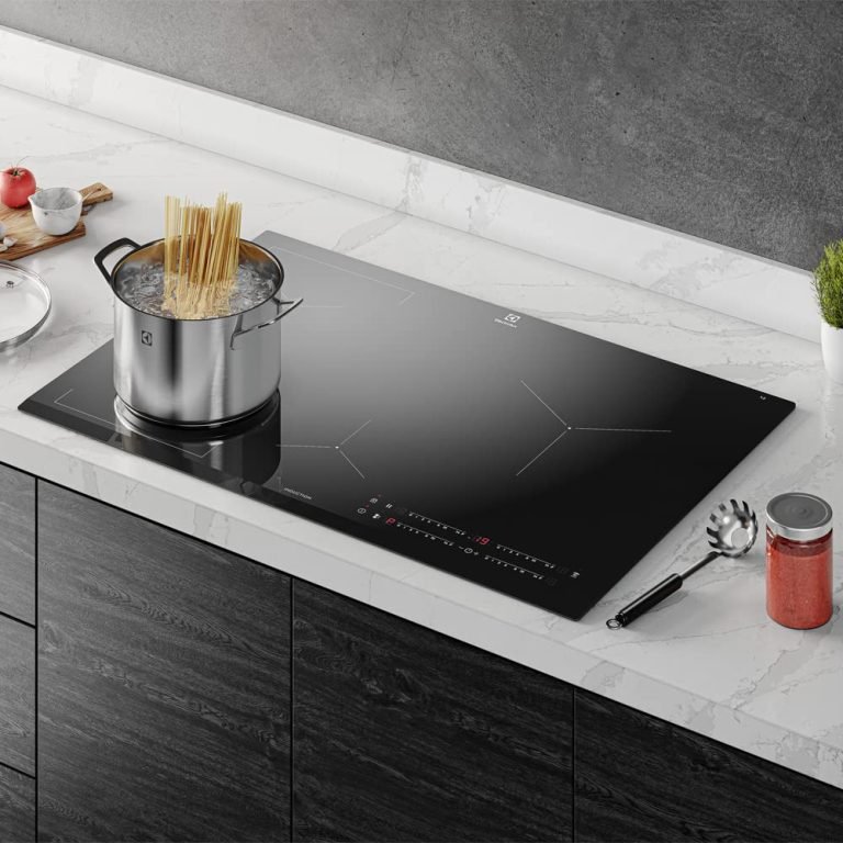 Cooktop por Indução Electrolux IE80P 4 zonas e Painel Touch Preto 220V